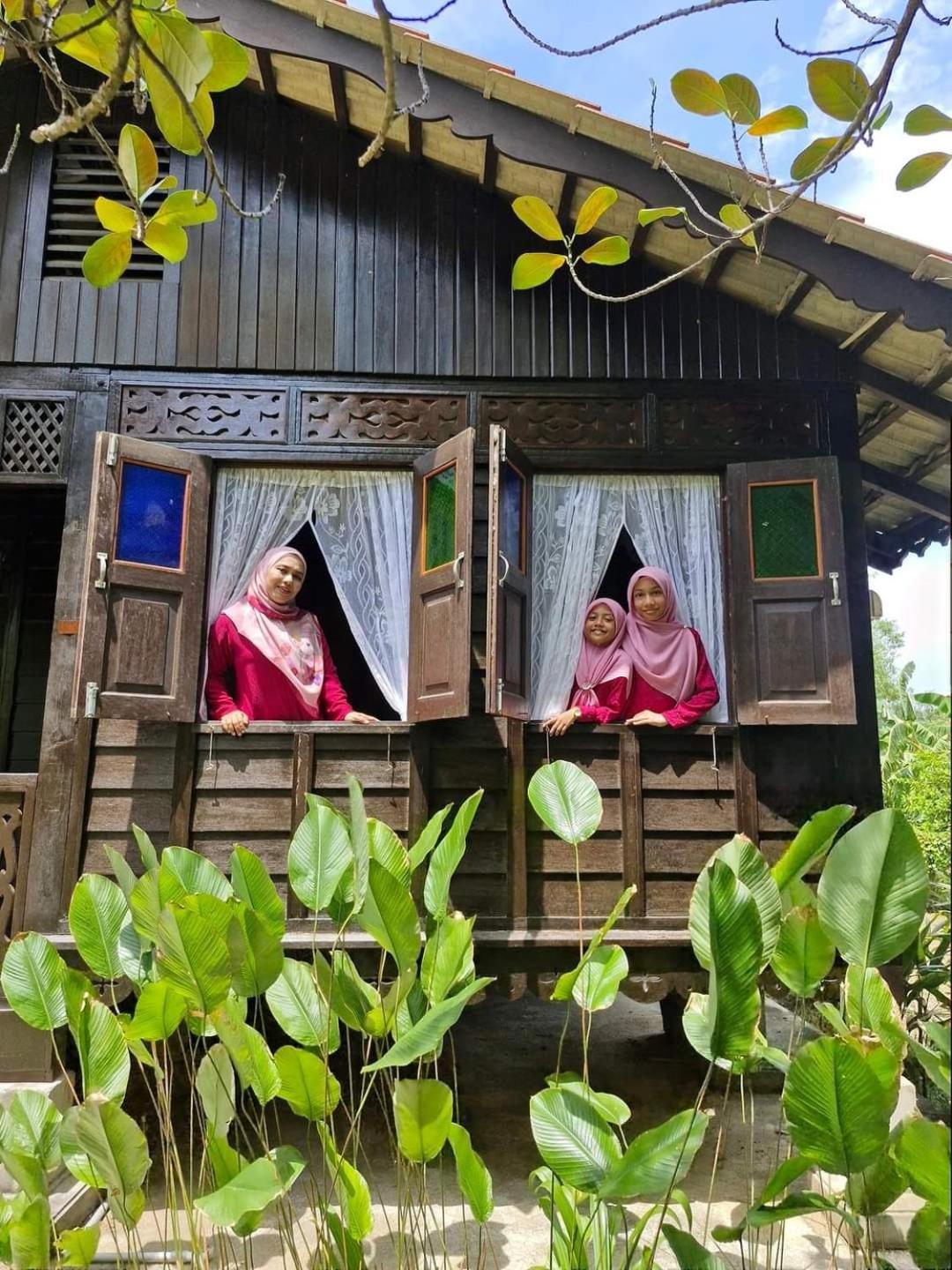 Kampung Tok Lembut Vacation Home パンタイ・サナング エクステリア 写真