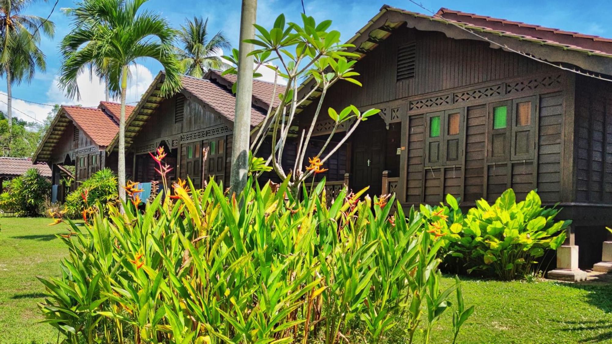 Kampung Tok Lembut Vacation Home パンタイ・サナング エクステリア 写真