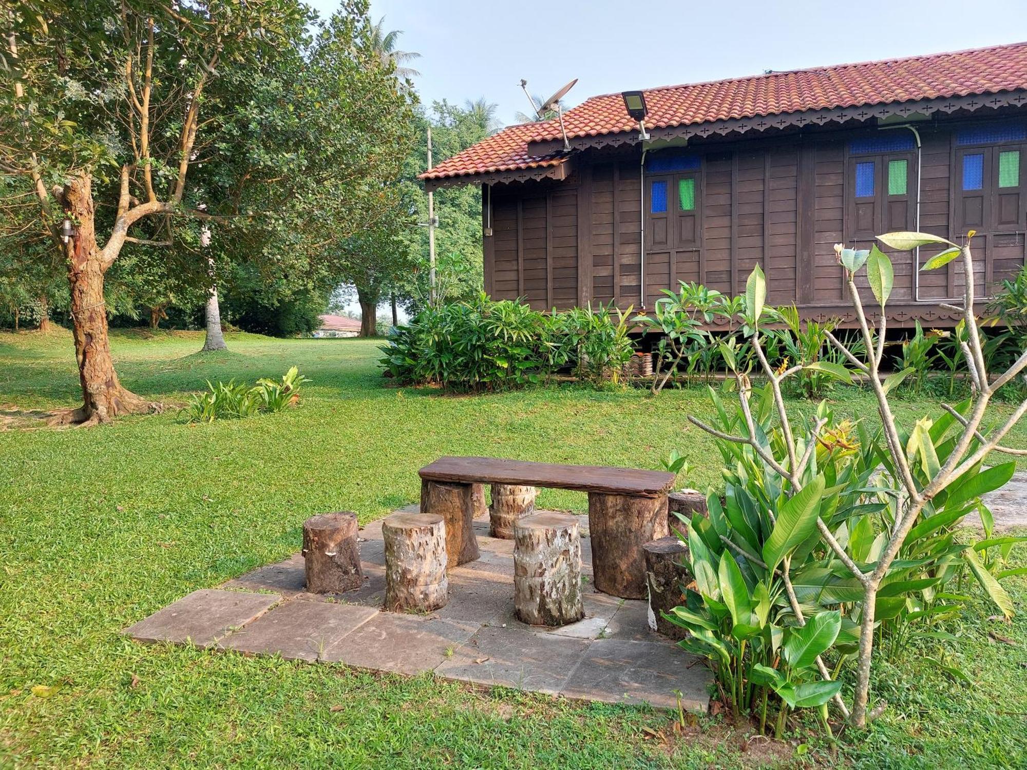 Kampung Tok Lembut Vacation Home パンタイ・サナング エクステリア 写真