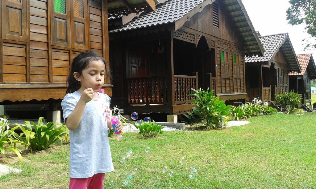 Kampung Tok Lembut Vacation Home パンタイ・サナング エクステリア 写真